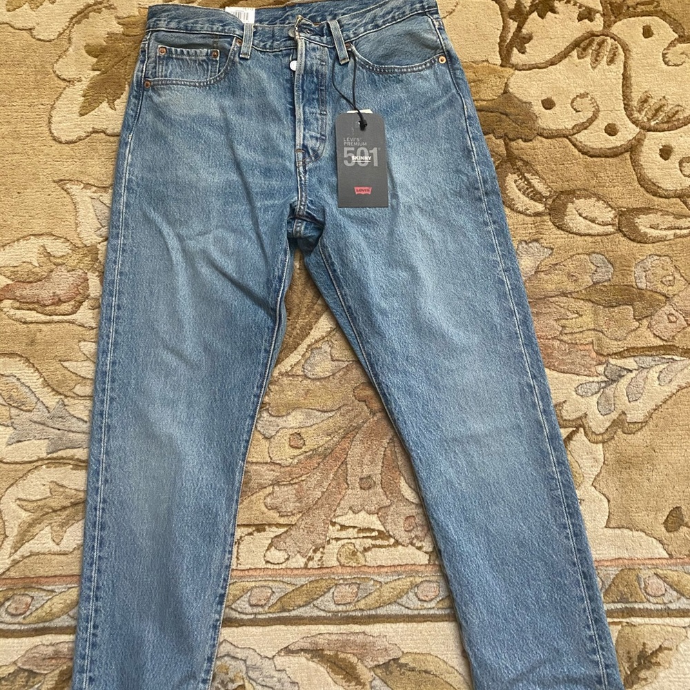 Levi’s skinny jeans